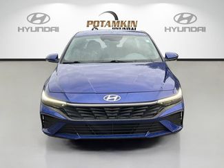 Used 2024 Hyundai Elantra SEL FWD video 2