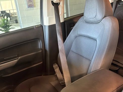 Used 2018 Chevrolet Colorado LT w/ LT Convenience Package AWD/4WD image 8