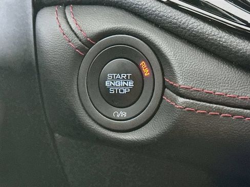 Used 2025 Dodge Durango GT RWD image 27