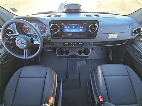 New 2026 Mercedes-Benz Sprinter 2500 image 27