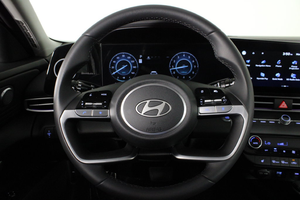 Certified 2026 Hyundai Elantra Limited FWD image 10