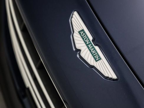 Used 2025 Aston Martin V8 Vantage Coupe image 9