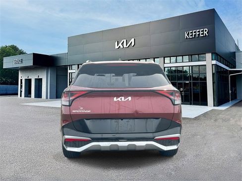 Certified 2023 Kia Sportage SX image 7