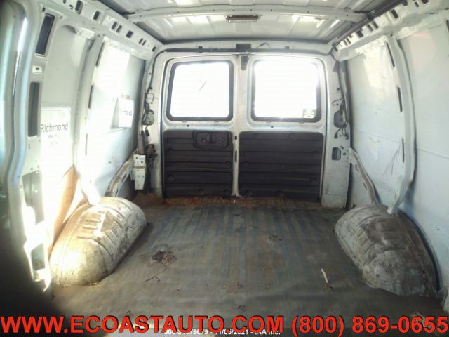 Used 2011 Chevrolet Express 1500 RWD image 8
