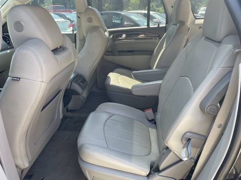 Used 2015 Buick Enclave Leather w/ Trailering Package FWD image 21