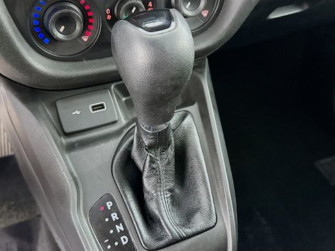 Used 2021 RAM ProMaster City Tradesman image 18