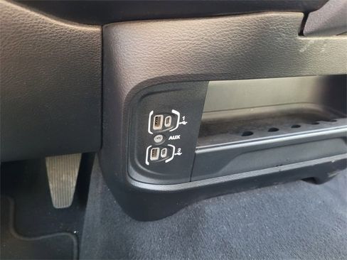 Certified 2024 RAM 3500 Big Horn image 28