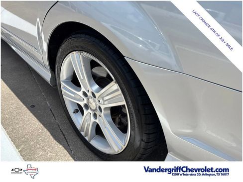 Used 2011 Mercedes-Benz C 350 Sport image 12