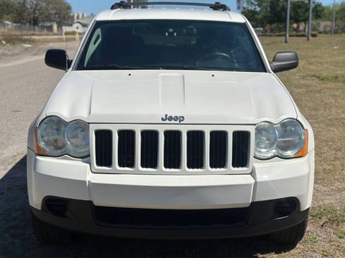 Used 2009 Jeep Grand Cherokee Laredo AWD/4WD image 9
