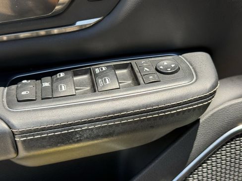 Used 2019 RAM 1500 Limited w/ Advanced Safety Group AWD/4WD image 27