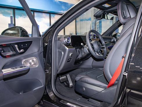 Certified 2025 Mercedes-Benz GLC 43 AMG 4MATIC image 13