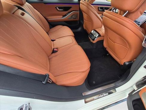 Used 2022 Mercedes-Benz S 500 4MATIC image 21