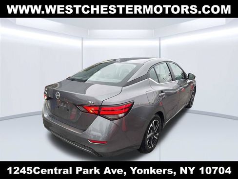 Used 2024 Nissan Sentra SV FWD image 4