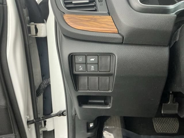 Certified 2021 Honda CR-V Touring image 17