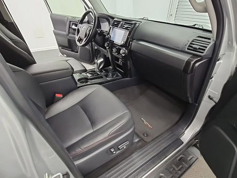 Used 2023 Toyota 4Runner TRD Off-Road Premium image 38