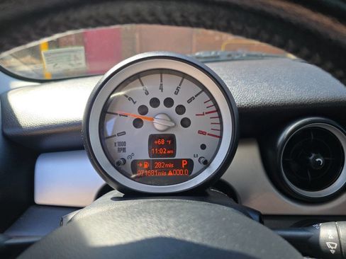 Used 2010 MINI Cooper Hardtop image 35