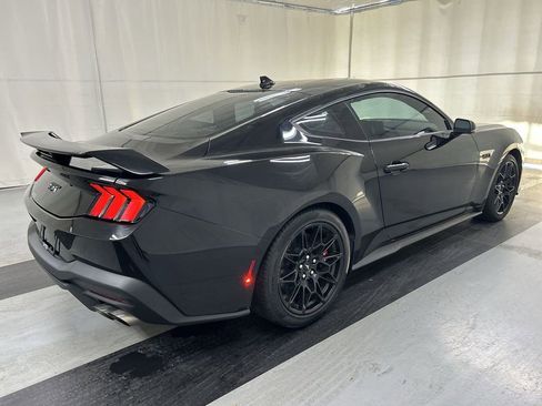 Used 2024 Ford Mustang GT Premium w/ GT Performance Package RWD image 2