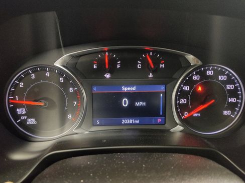 Used 2024 Chevrolet Blazer LT FWD image 23
