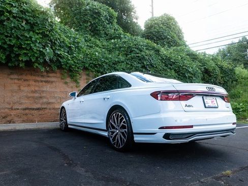 Used 2022 Audi A8 L 3.0T image 7
