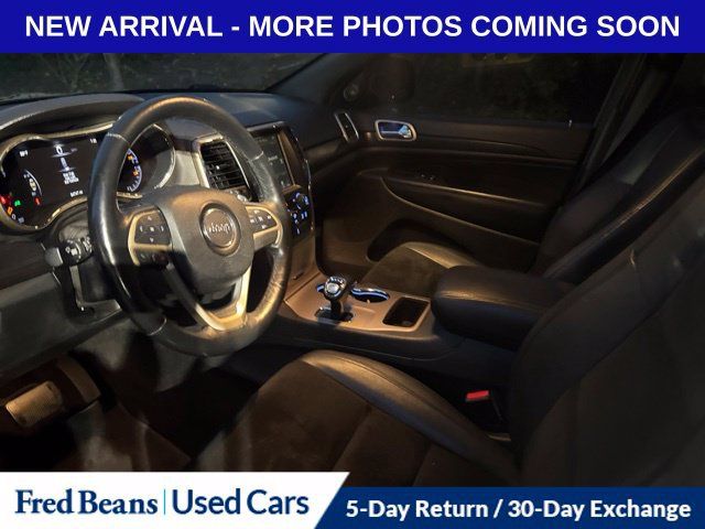 Used 2015 Jeep Grand Cherokee Altitude AWD/4WD image 7