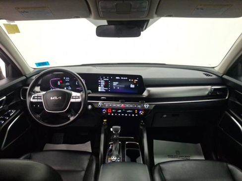 Used 2023 Kia Telluride S image 13