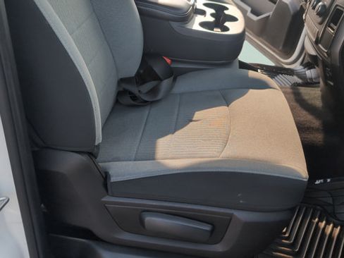 Used 2021 RAM 1500 Classic SLT AWD/4WD image 27