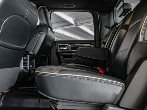 Used 2021 RAM 3500 Laramie image 37