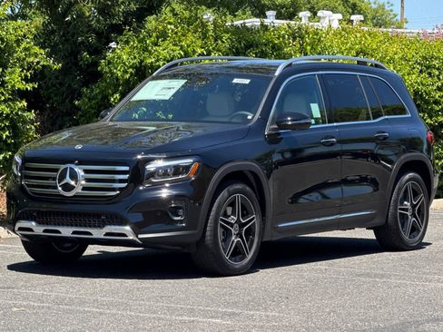 New 2026 Mercedes-Benz GLB 250 image 7