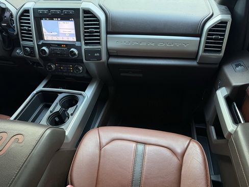 Used 2019 Ford F350 King Ranch w/ King Ranch Ultimate Package image 11