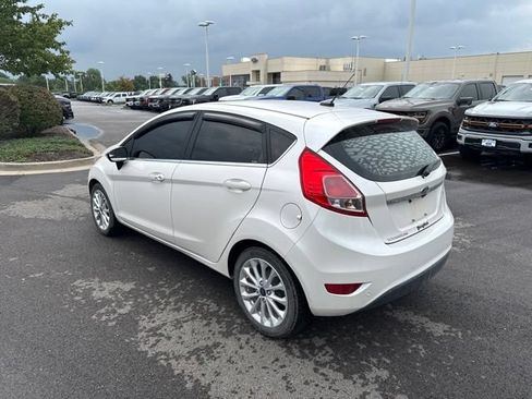 Used 2017 Ford Fiesta Titanium FWD image 4