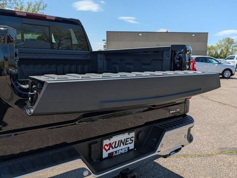 New 2026 GMC Sierra 1500 SLT w/ SLT Premium Plus Package AWD/4WD image 35