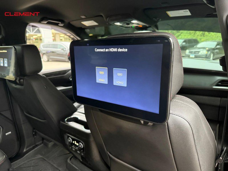 Used 2023 Chevrolet Tahoe RST w/ RST Performance Edition AWD/4WD image 13