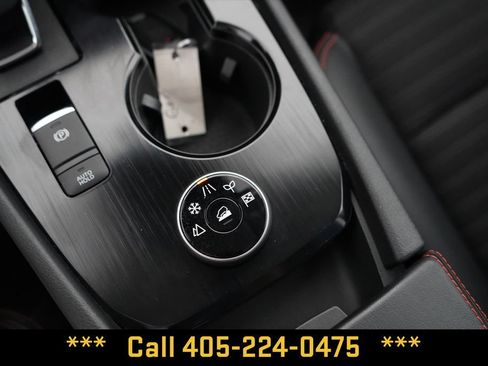 Used 2025 Nissan Rogue SV AWD/4WD image 40