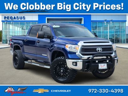 Used 2015 Toyota Tundra SR5 w/ SR5 Upgrade Package