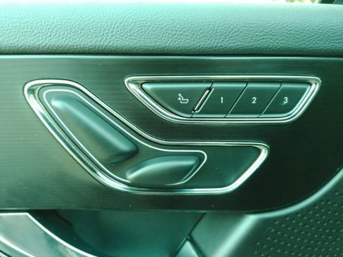 Used 2023 Lincoln Corsair Grand Touring w/ Towing Package image 13