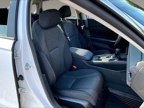 Certified 2023 Honda Accord EX image 25