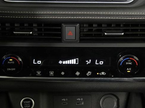 Certified 2023 Nissan Rogue SV image 22