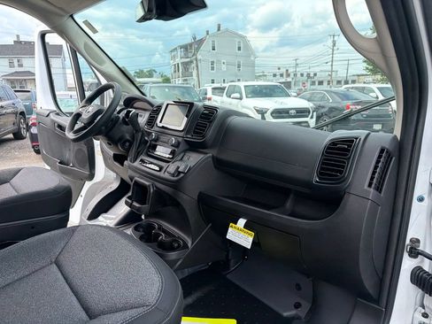 New 2026 RAM ProMaster 2500 w/ Convenience Group FWD image 20
