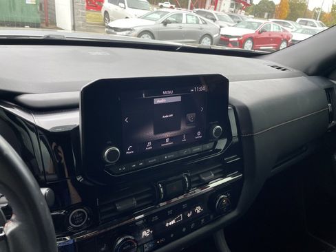 Used 2023 Nissan Pathfinder Rock Creek image 16