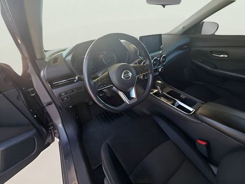 Used 2020 Nissan Sentra SV image 58