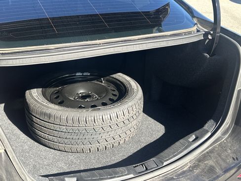 Used 2020 Ford Fusion SE w/ Equipment Group 151A image 30