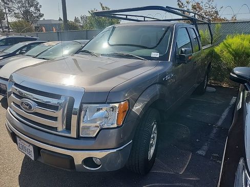 Used 2011 Ford F150 XLT w/ XLT Convenience Pkg RWD image 3