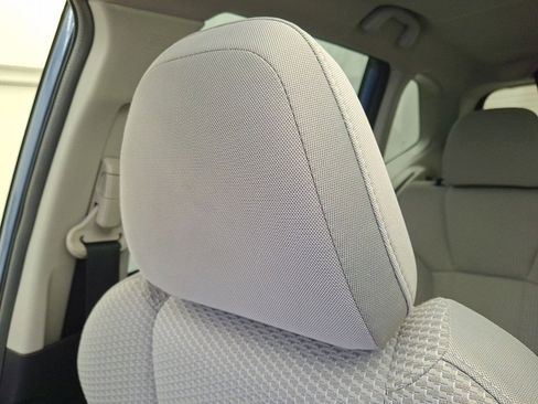 Used 2020 Subaru Forester Premium image 21