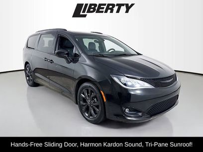 Used 2019 Chrysler Pacifica Touring-L Plus w/ S Appearance Package