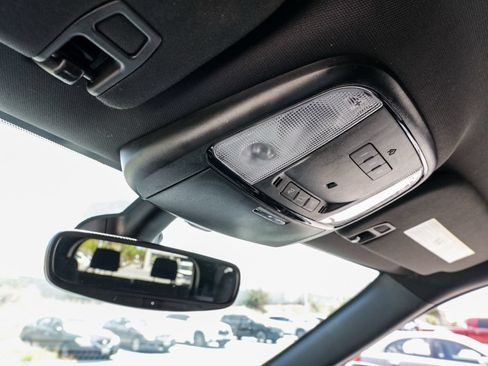 Used 2023 Dodge Durango GT RWD image 31
