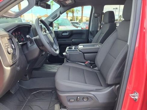 New 2026 Chevrolet Traverse LT image 6