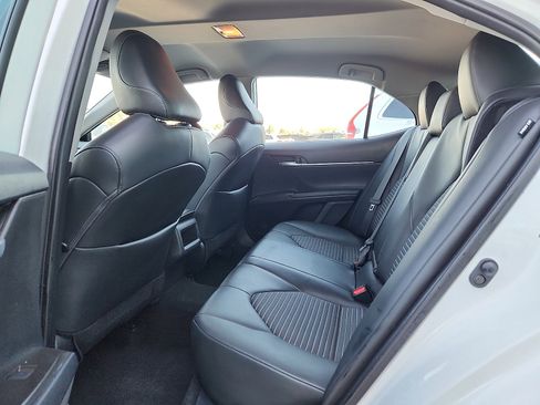 Used 2023 Toyota Camry SE image 12
