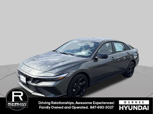 New 2026 Hyundai Elantra Sport FWD image 5
