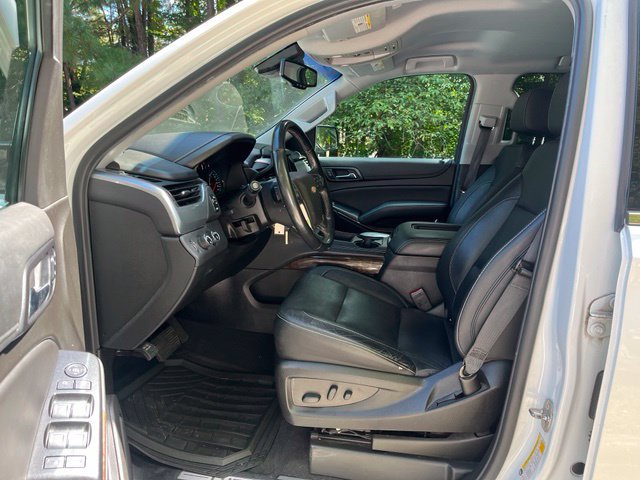 Used 2019 Chevrolet Suburban LT AWD/4WD image 5