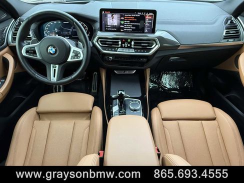 Used 2025 BMW X4 M40i w/ Premium Package image 15